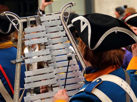 Virtual Glockenspiel Online .